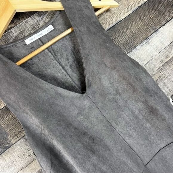 NWT Bishop + Young Suede Caviar Sleeveless Gray Top S Minimalist Fall - Picture 7 of 7
